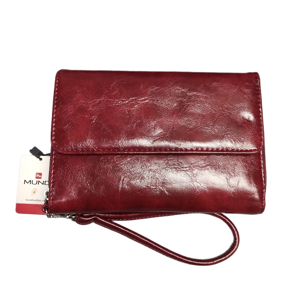 Mundi Big Fat Wristlet Wallet Womens Red Leather Classic Magnetic Flap Closure